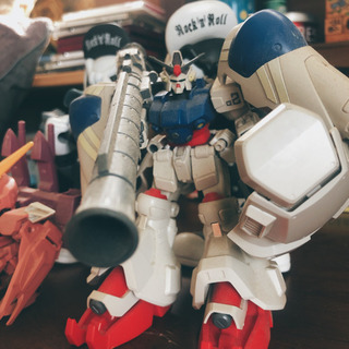 【実家断捨離作戦】ガンダムプラモデルセット 小学校で流行ってたや...