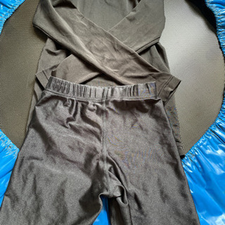 値下げ❗️ラッシュガード、インナー水着130 セット