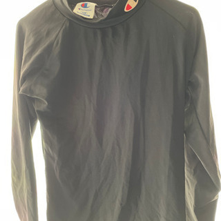 値下げ❗️ラッシュガード、インナー水着130 セットの画像