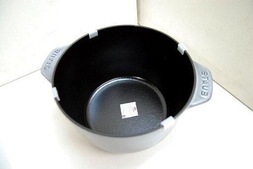 展示品 未使用 STAUB ファミリー ライスココット グレー 20cm 3.0L 40501-153 鋳物 ホーロー ストウブ 鍋  札幌市 清田区 平岡