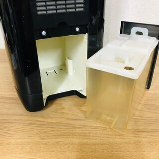 SHARP 除湿機 衣類乾燥 プラズマクラスター CV-A100-Bの画像