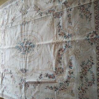 ベルギー産 カーペットの画像