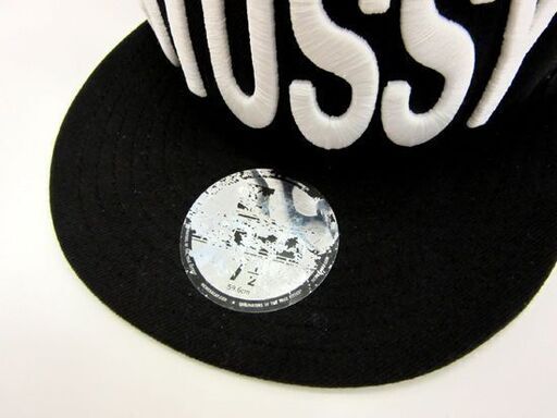 入手困難！ NEW ERA×STUSSY ビッグロゴ キャップ ブラック 7 1/2 59.6cm デカロゴ コラボ 札幌 厚別店