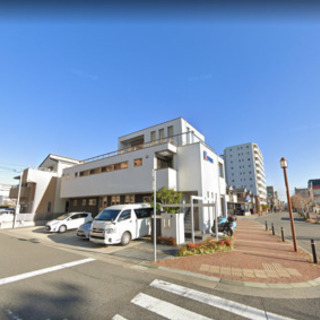 敷地内駐車場付き事務所♫駅までスグ♫バリアフリーで介護系など最適♫