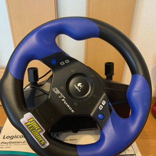 【値下げ】ロジクールGT FORCE ステアリング　コントロール　ソフト２本付きの画像