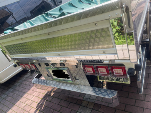 イスズ　エルフ