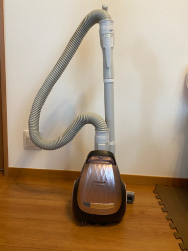 Panasonic 掃除機　ピンク