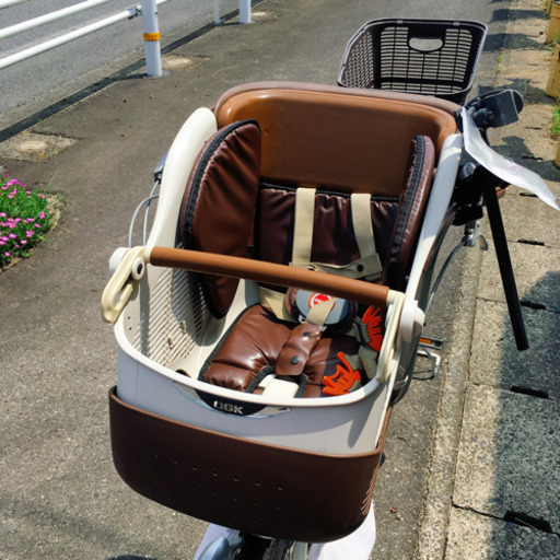 子ども乗せ自転車✨前乗せチャイルドシート✨3段階変速ギア付き✨26インチ　白色✨鍵あり✨中古品