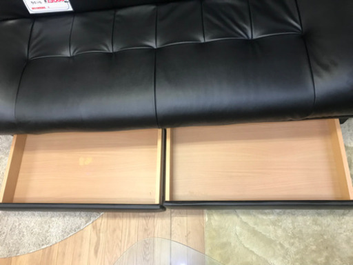 【リサイクルサービス八光　田上店　配達・設置OK】ブラック　３人掛けソファーBED　引き出し付