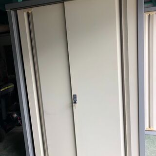 イナバ物置　シンプリーMJX139E