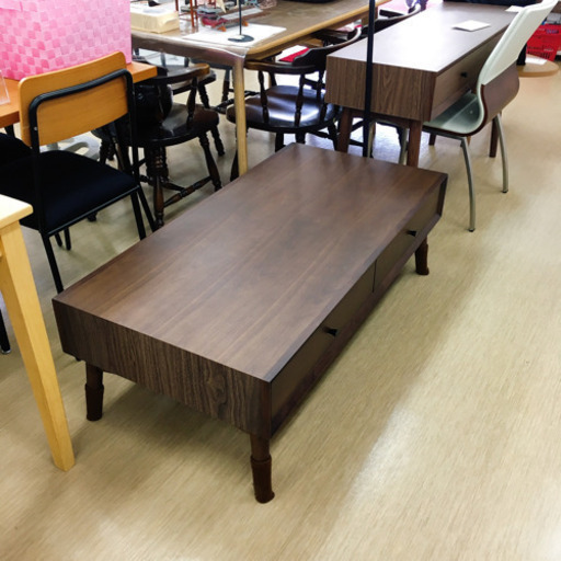 センターテーブル✨ニトリ✨お手入れもしやすい無駄のないデザイン✨引き出し大きめたっぷり収納✨おしゃれ家具✨　　【こちらは店舗です。浜村鹿野温泉ICから3分  買取本舗 宮本リサイクル  営業時間９～１９時  定休日水曜のみ←連絡できませんm(_ _)m】
