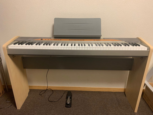 電子ピアノ　88鍵　CASIO Privia PX-110