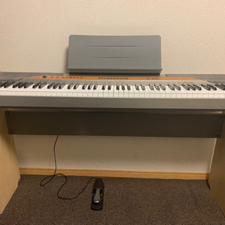 電子ピアノ　88鍵　CASIO Privia PX-110