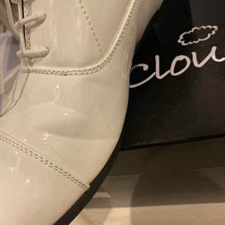 新郎　結婚式用白い革靴の画像