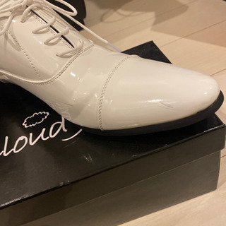 新郎　結婚式用白い革靴の画像