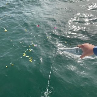 【海洋散骨】 瀬戸内海にて海洋散骨サービスを致します。広島県福山市・瀬戸内海 【全国対応】 - 福山市