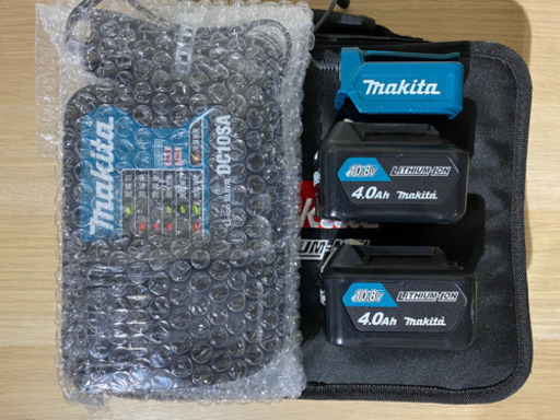 中古　マキタ　DC10SA ＆　BL1040B 2個　セット
