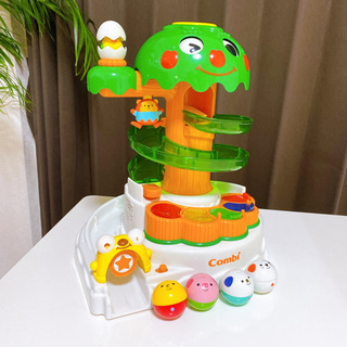 ★Combiコンビ 光るコロコロの木