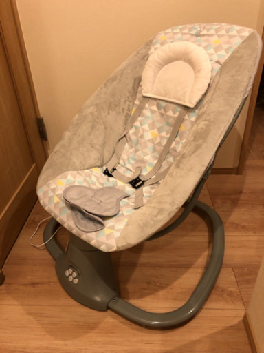 feemom 電動バウンサー