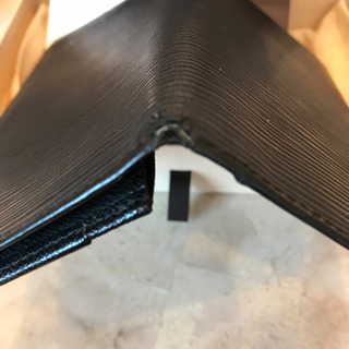 ルイヴィトン エピ 長財布の画像