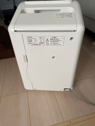 空気清浄機 脱臭機 加湿器