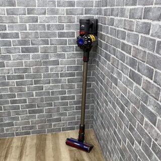 【ハッピー西葛西店】コードレスサイクロンステッククリーナー　Dyson V7 Fluffy Origin　2020年式　ID:59251