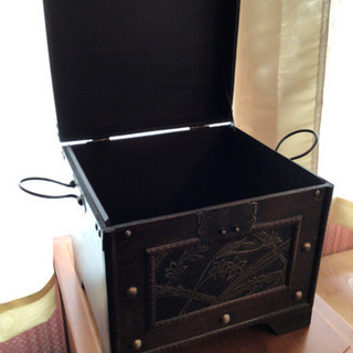 アンティク収納ケースの画像