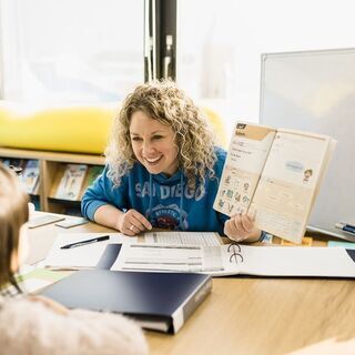 【高時給】小中高生向け英語講師 / 【High hourly payment】Professional English teacherの画像