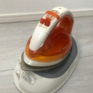 持ち運びケース付きスチームアイロンの画像