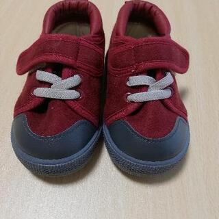 子ども靴👟新品未使用13.5センチ
