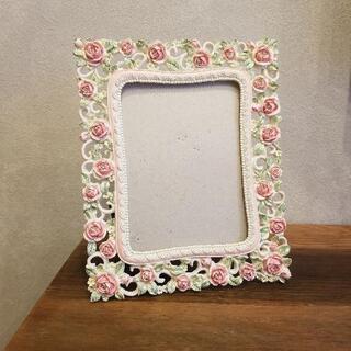 アンティーク調フォトフレームの画像