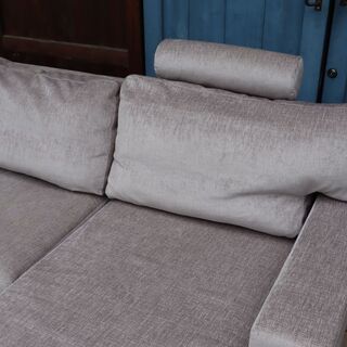 MASTERWAL(マスターウォール)のウォールナット材を使用したDANISH SOFA/デニッシュカウチソファ。無垢材の独特な風合いがリビングをシックに引き立てるコーナーソファです！の画像