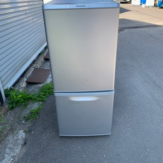 ★パナソニック (Panasonic) 2ドアノンフロン冷凍冷蔵庫 138L【NR-B149W-S】2017年製 