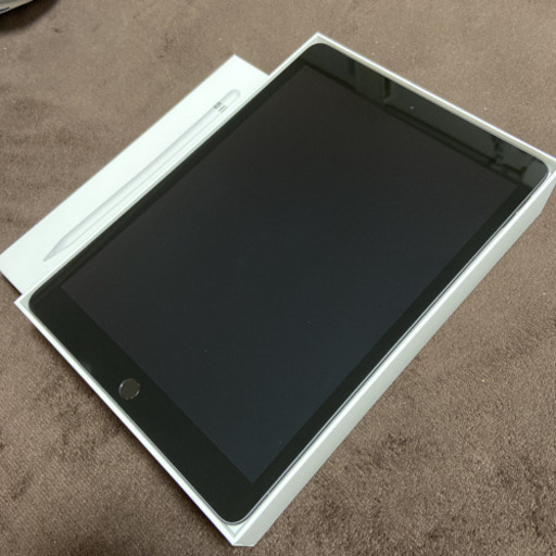 iPad 第8世代、Apple Pencil、smart cover