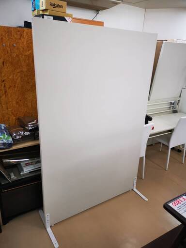 自立型パーテーション　新品未使用