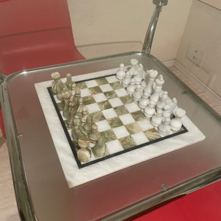 ガラストップ　ダイニングテーブル　椅子2脚の画像