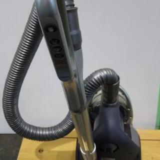☆東芝 掃除機2011年製☆