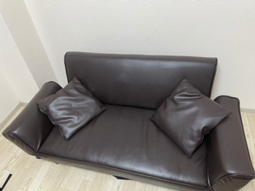 革製ソファ（2人掛け）