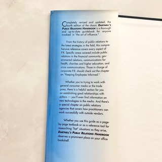 【ネット決済・配送】Dartnell's Public Relations Handbook 洋書 本 book Robert L. Dilenschneiderの画像