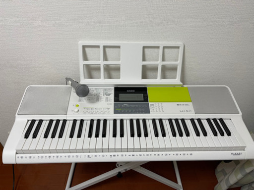 中古 CASIO カシオ 電子キーボード 光ナビゲーション LK-511 61鍵盤 タッチレスポンス アプリリンク 電子ピアノ ホワイト　18年製