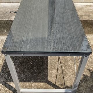 ※横須賀市内限定　アイリスオーヤマ　スチールデスク　天板ガラス　RW6010Dの画像