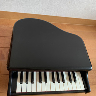 おもちゃ　ピアノ　カワイ　