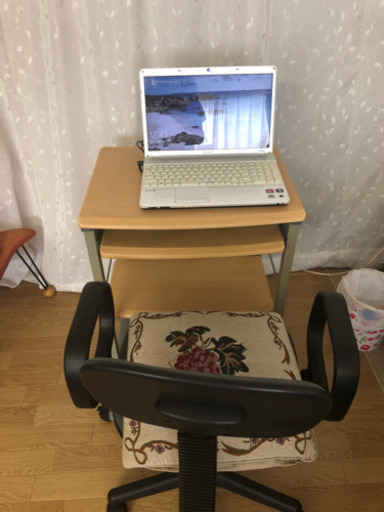 SONY ノートパソコン　パソコンデスク　椅子