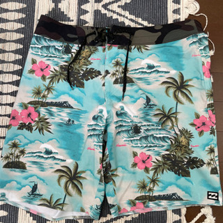 新品未使用BILLABONG水着の画像