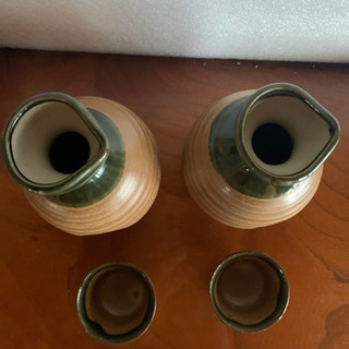 陶器の徳利＋お猪口（2個づつ）未使用品の画像
