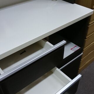 （80cm幅の）ニトリ　キッチンボード　KRISNA　80KB-DBR　高く買取るゾウ八幡東店の画像