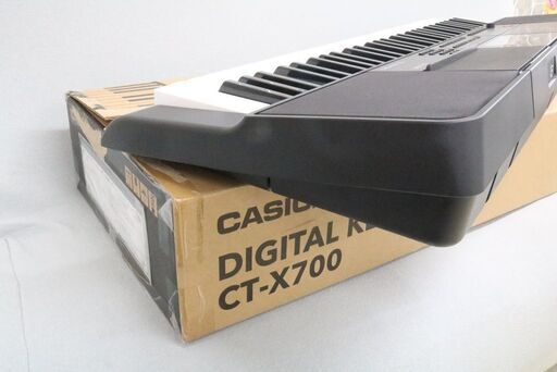 動品　カシオ　Casiotone　61鍵盤　電子キーボード　CT-X700　カシオトーン