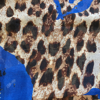ヒョウ柄スカーフ、ストールの画像