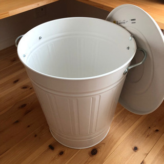 IKEA ゴミ箱　ダストボックスの画像