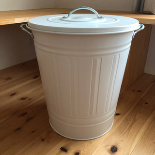IKEA ゴミ箱　ダストボックスの画像